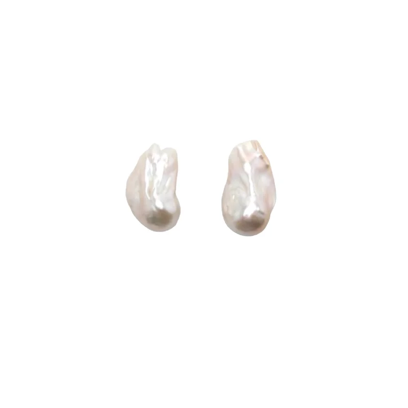 BAROQUE PEARL EARCLIPS