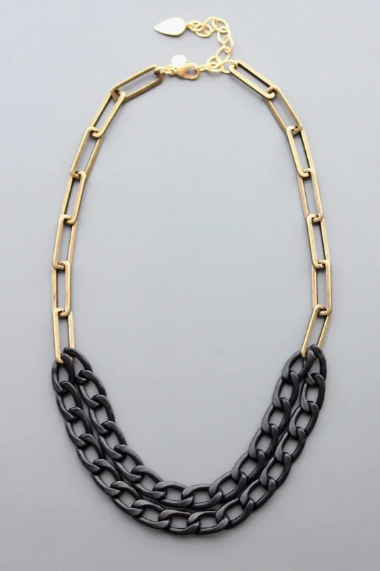 Darian Chain Necklace