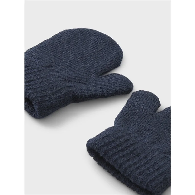 Name it Dark Sapphire Magic Mittens