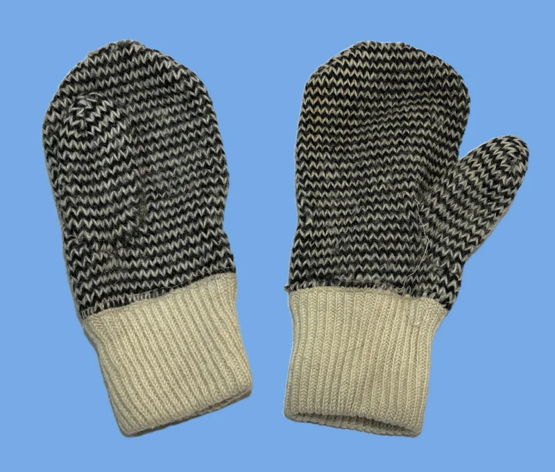 Canadian Military White Striped Knit Wool Mittens