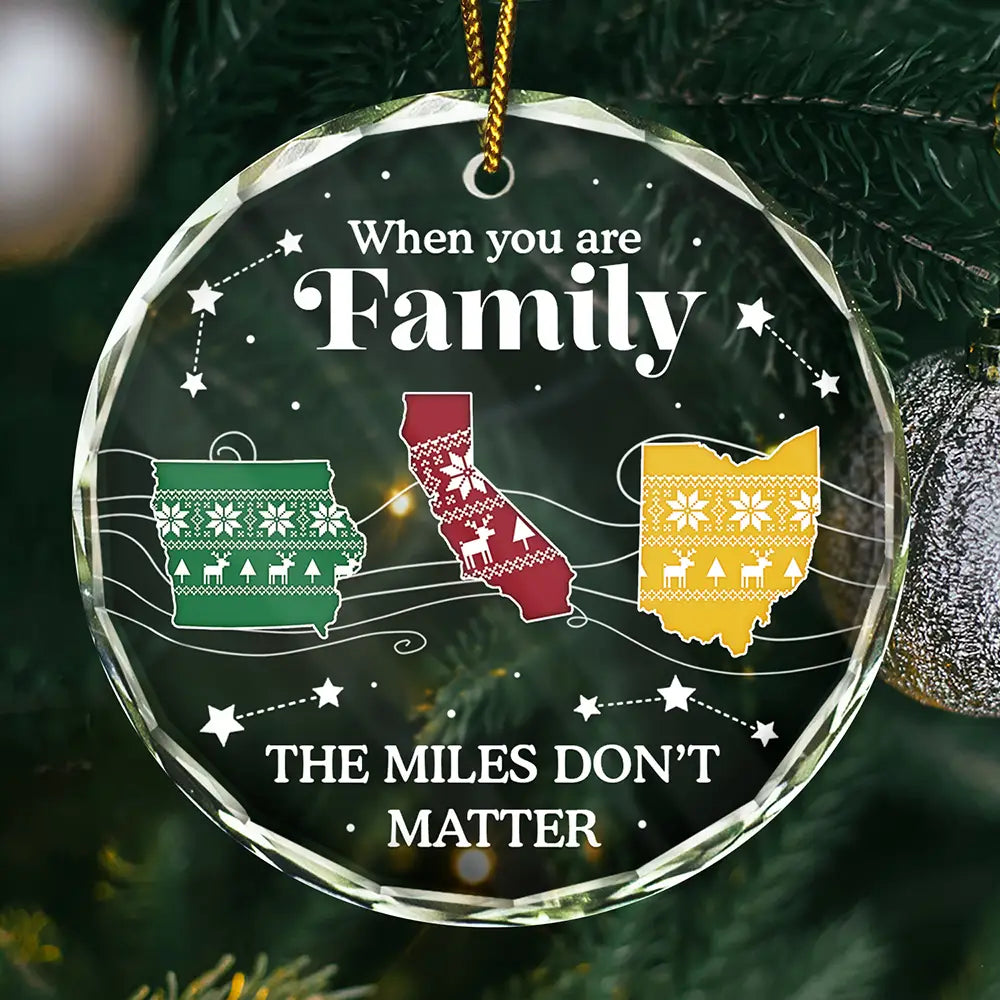 Long Distance The Miles Don't Matter Christmas Pattern - Personalized Circle Glass Ornament