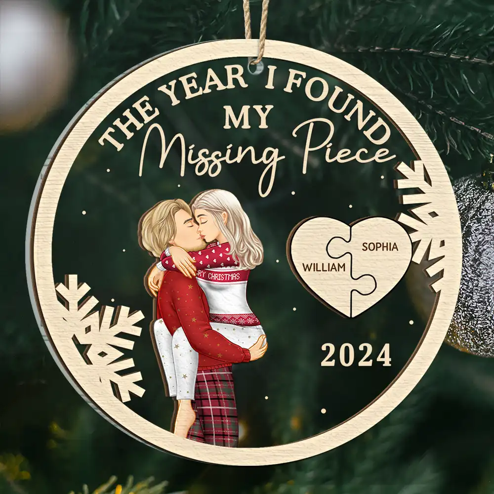 The Year I Found My Missing Piece Kissing Couples - Personalized 2-Layered Mix Ornament