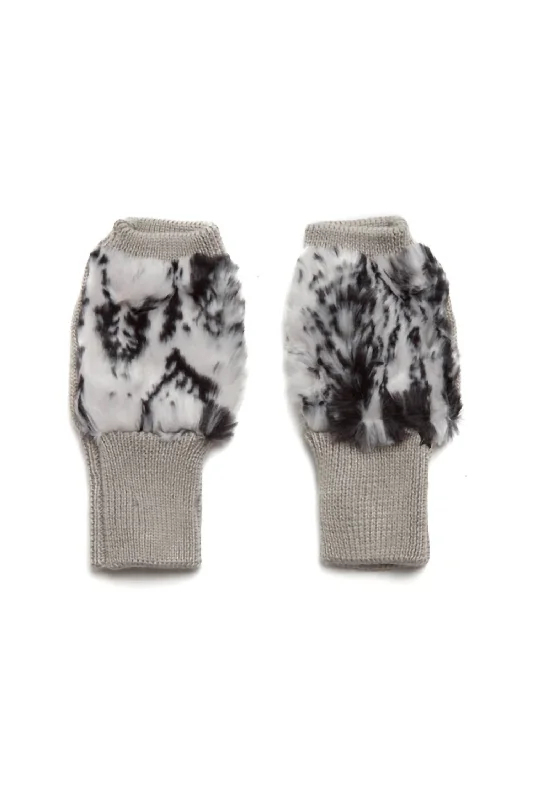 Women's Buffalo Mittens In Grey Multi